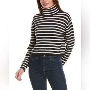 Theory sweater, wool cashmere blend, size Large (worn once, cropped style)